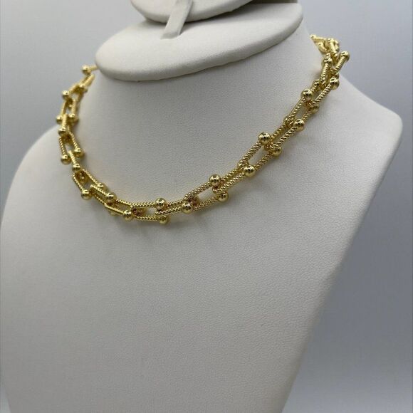 New, no tags, 2 inch18 Karat gold filled chain drop earrings, articulate… - Picture 8 of 13